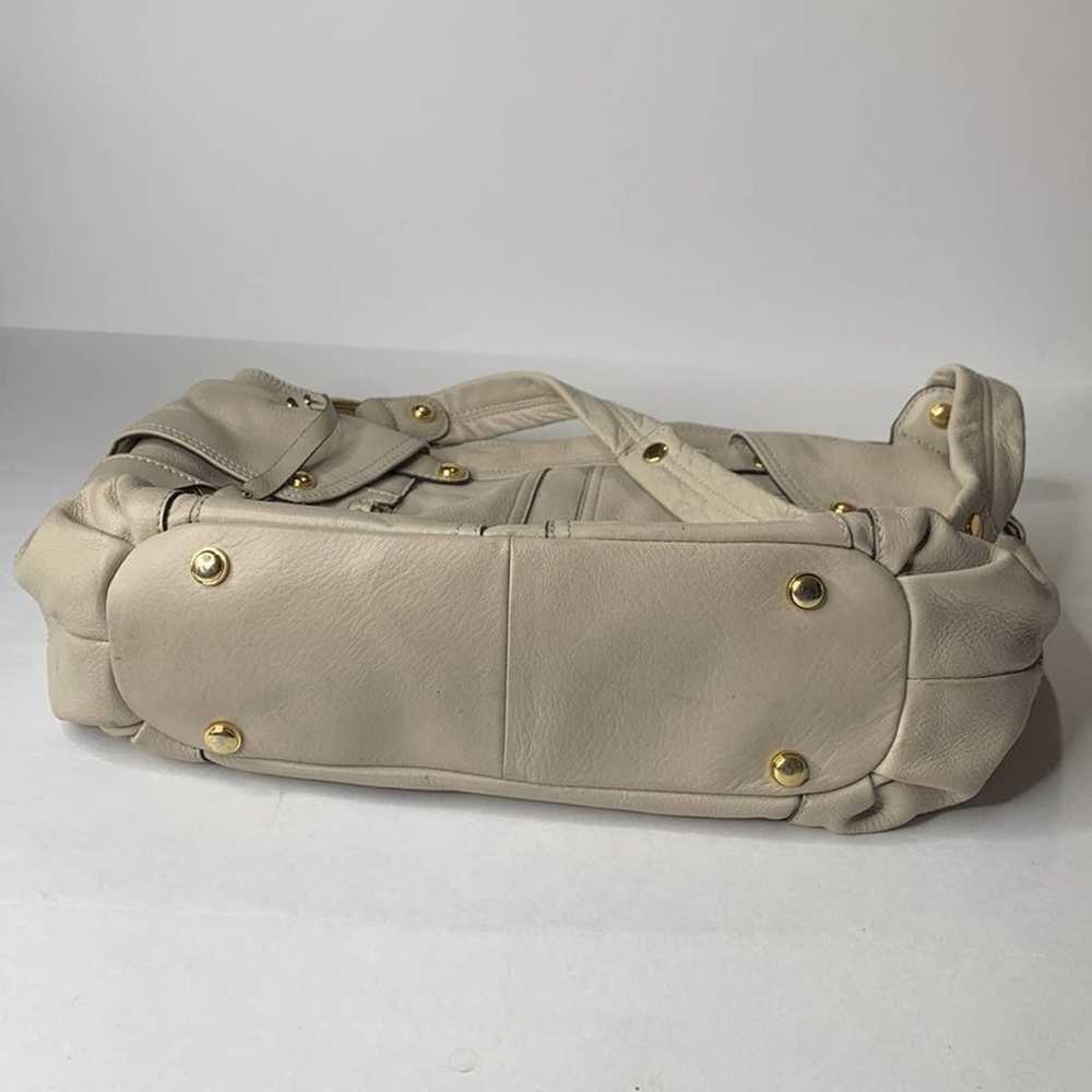 B Makowsky cream leather hobo shoulder bag - image 9