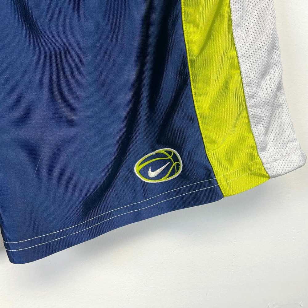 Nike Nike Embroidered Swoosh Basketball Shorts Vt… - image 2