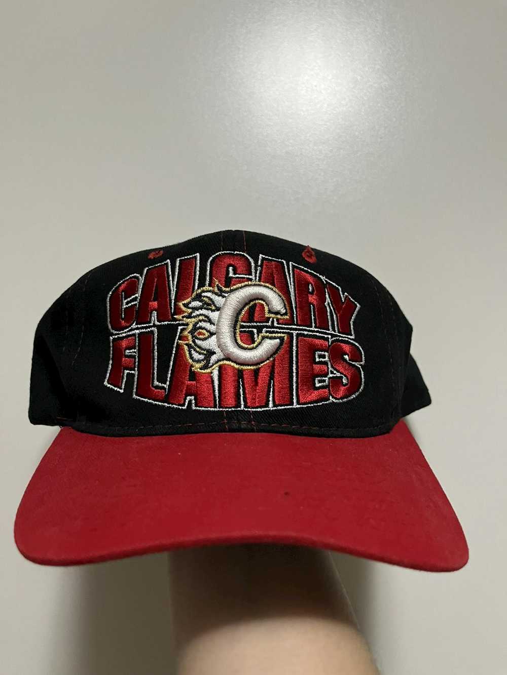 NHL × Starter × Vintage Vintage Calgary Flames NH… - image 1