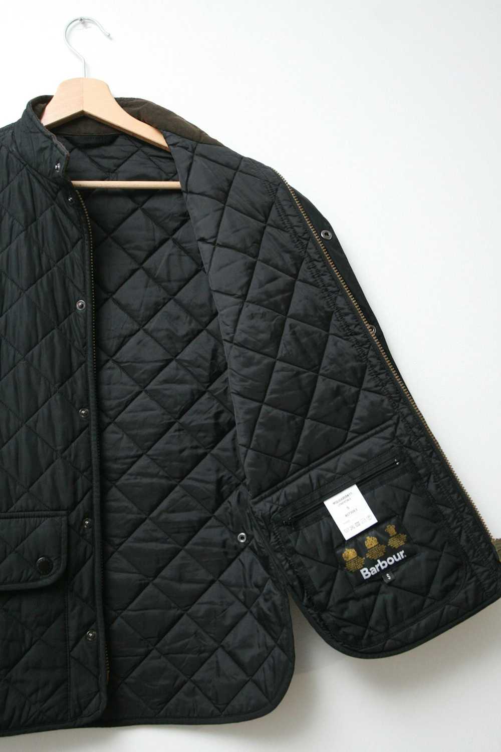 Barbour Barbour England Lowerdale Black Quilted G… - image 7