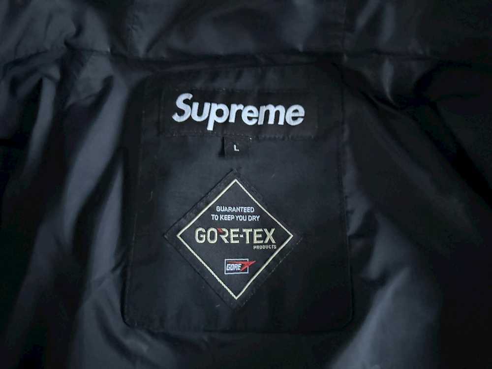 Goretex × Supreme Supreme x Gore-Tex Hooded Harri… - image 5