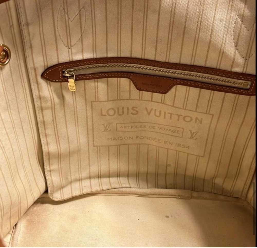 Louis Vuitton AUTHENTIC Louis Vuitton LV Tote Nev… - image 10