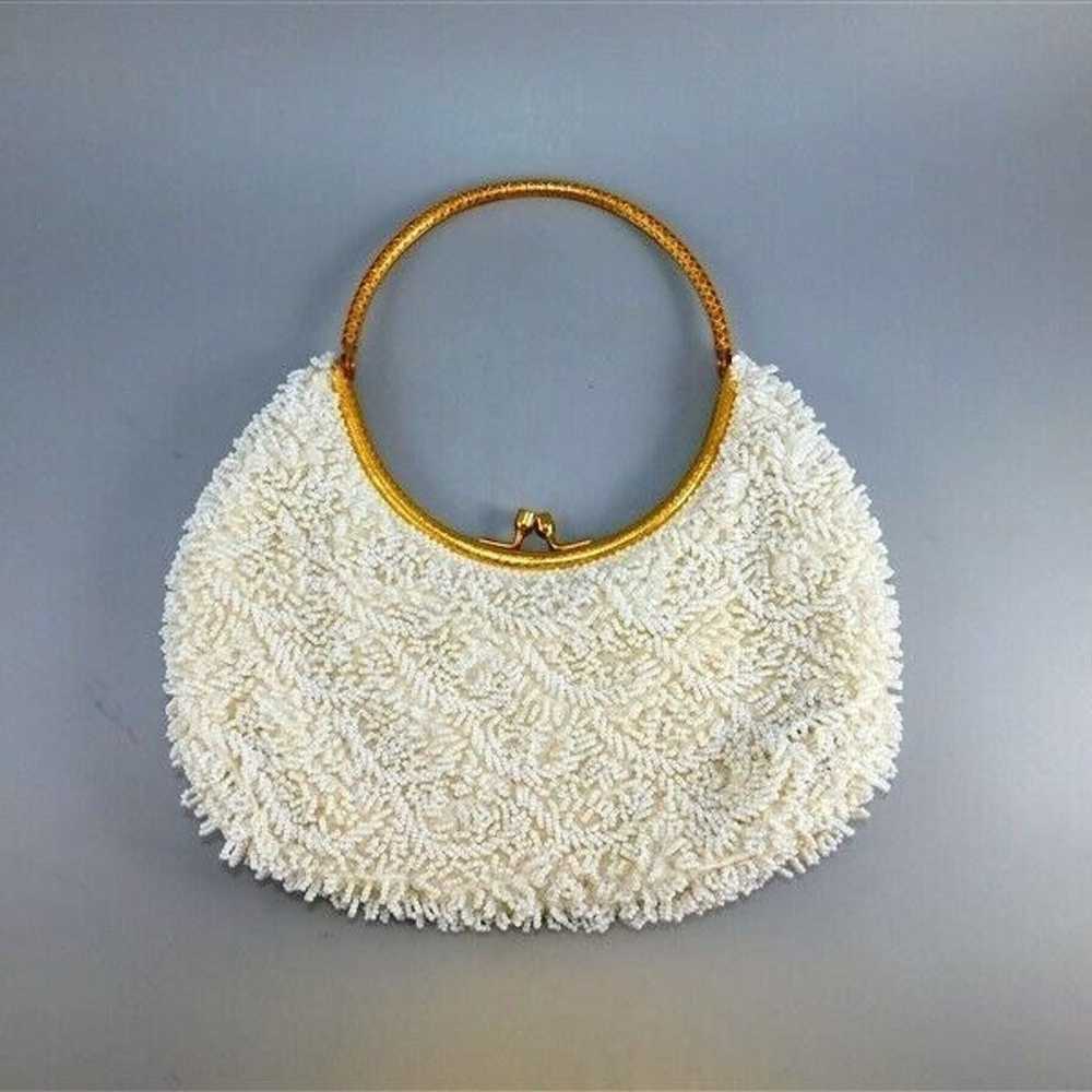 99/397 Vintage White Beaded Purse with Gold Toned… - image 3
