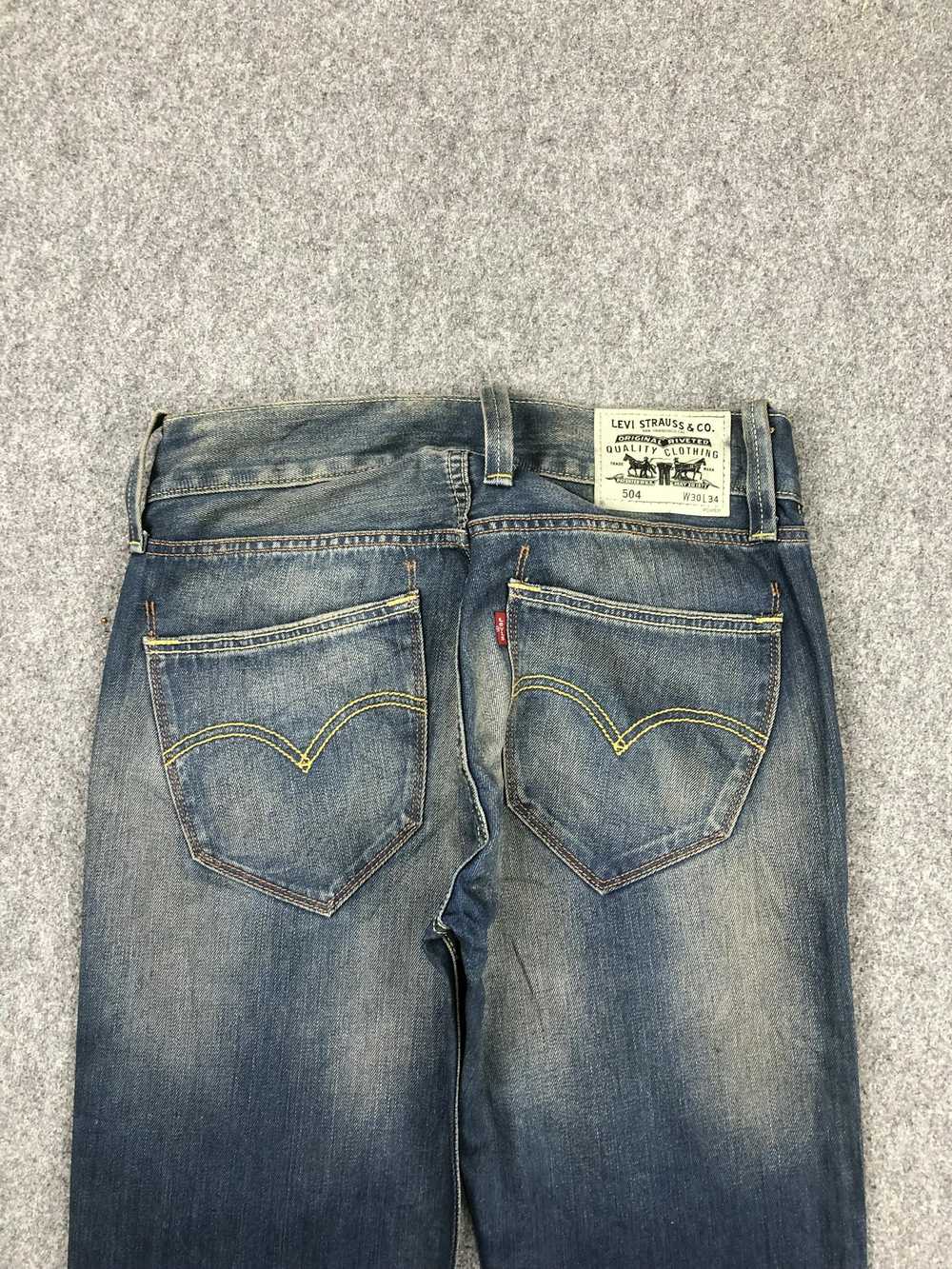 Levi's × Vintage Faded Blue Vintage Levis 504 Jea… - image 4