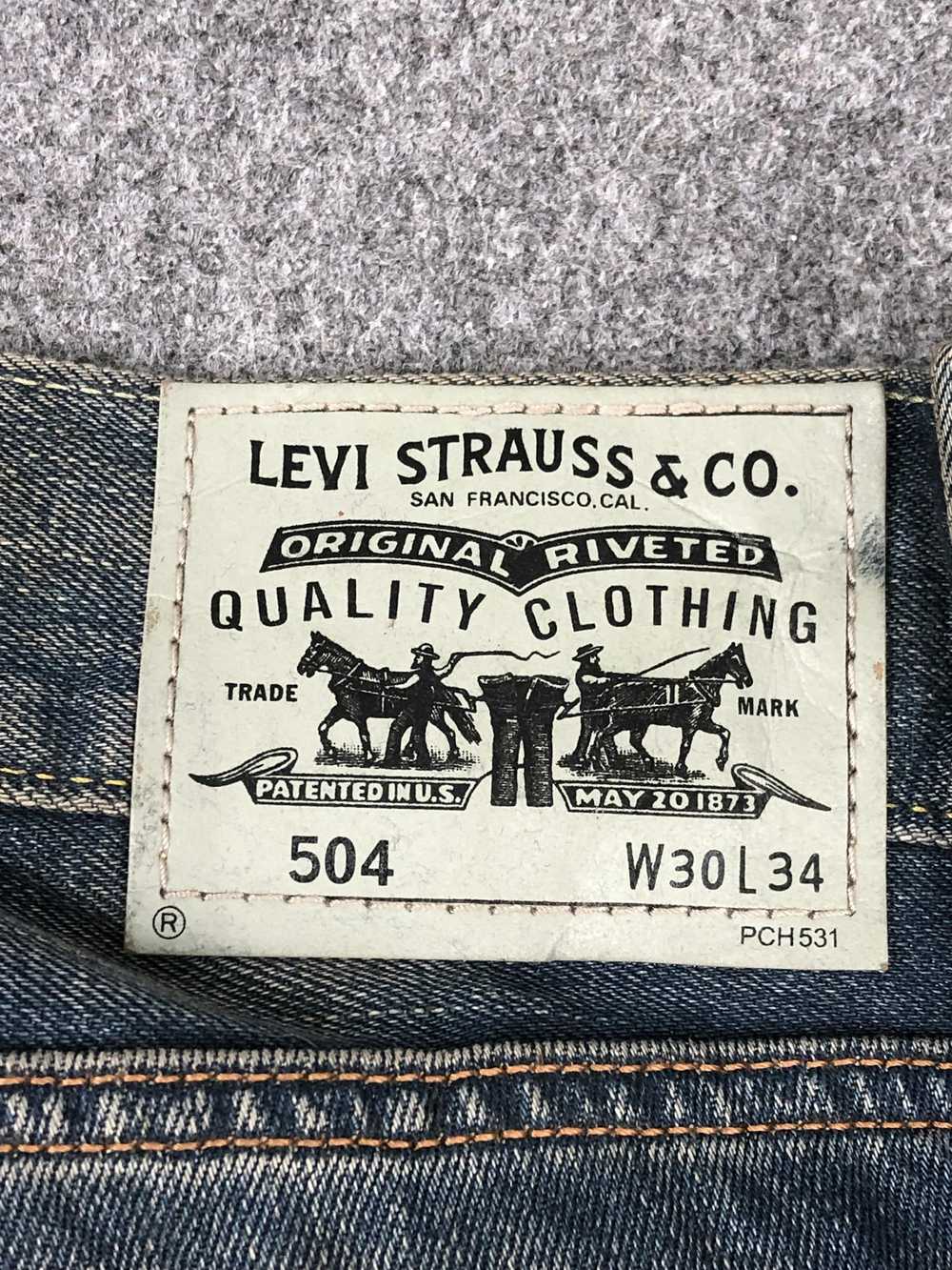 Levi's × Vintage Faded Blue Vintage Levis 504 Jea… - image 5