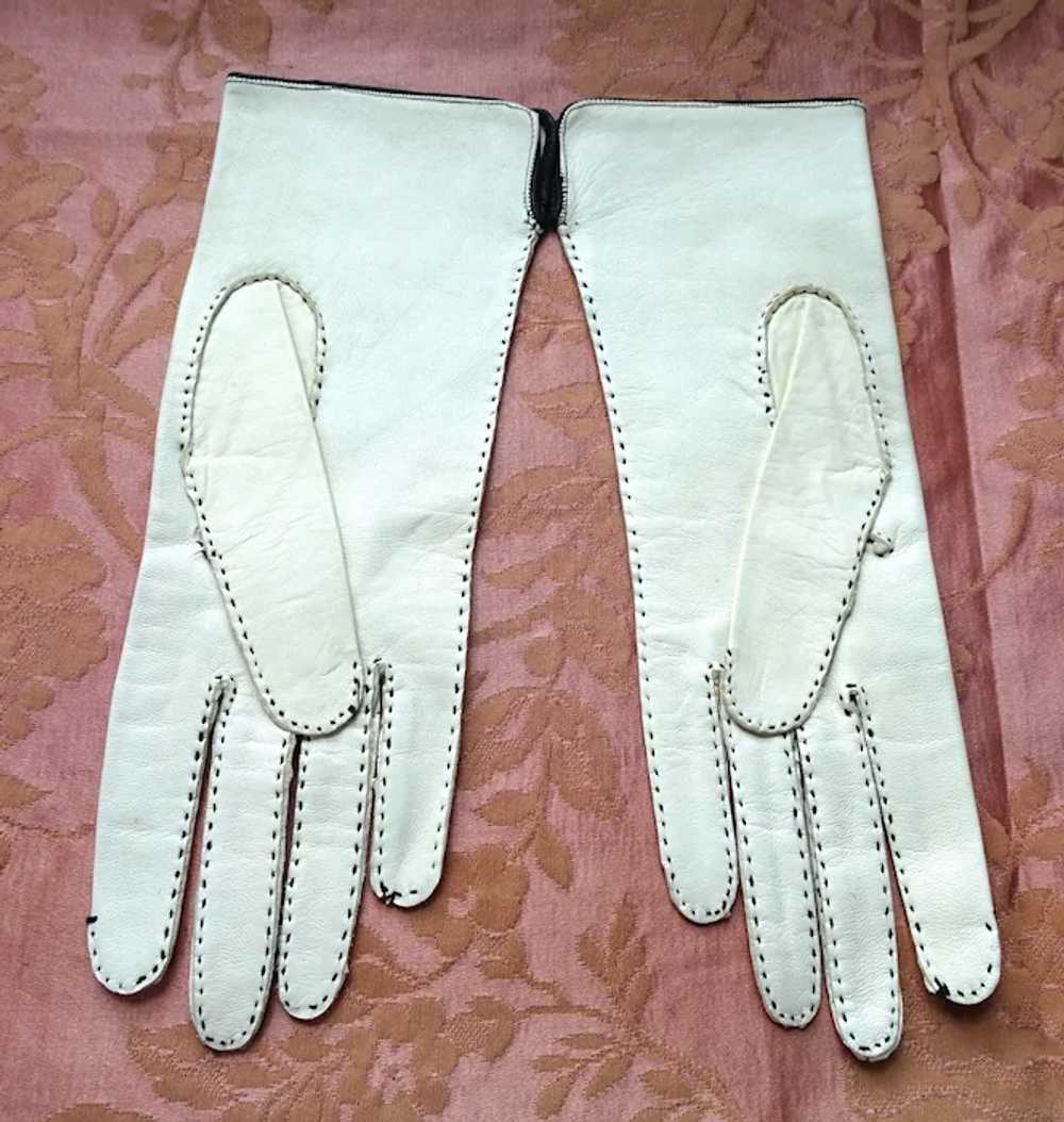 LOVELY French Vintage Leather Gloves, Cream With … - image 2