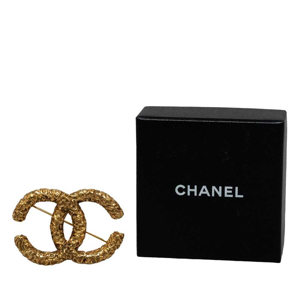 Product Details Chanel Gold Plated CC Brooch - image 8