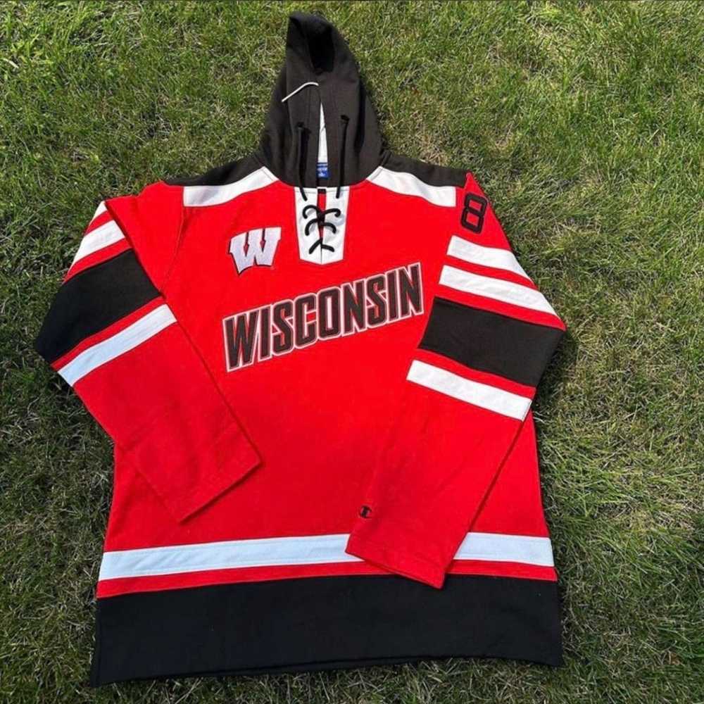 Wisconsin Badgers Hoodie Vintage Hockey Style NCA… - image 2