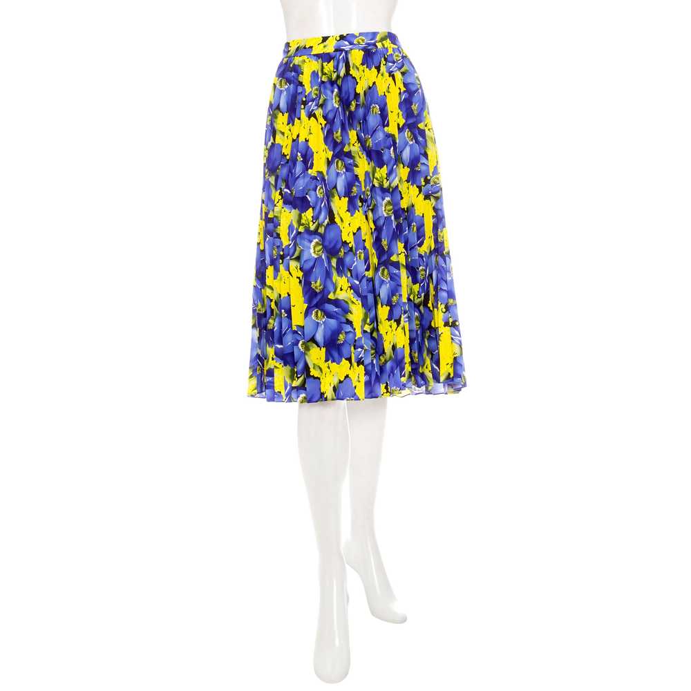 Blue and Yellow Crêpe de Chine Floral-Print Pleat… - image 1
