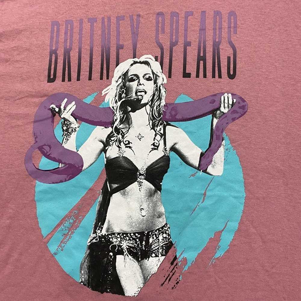 Britney Spears 2001 VMAS Performance tshirt size … - image 2