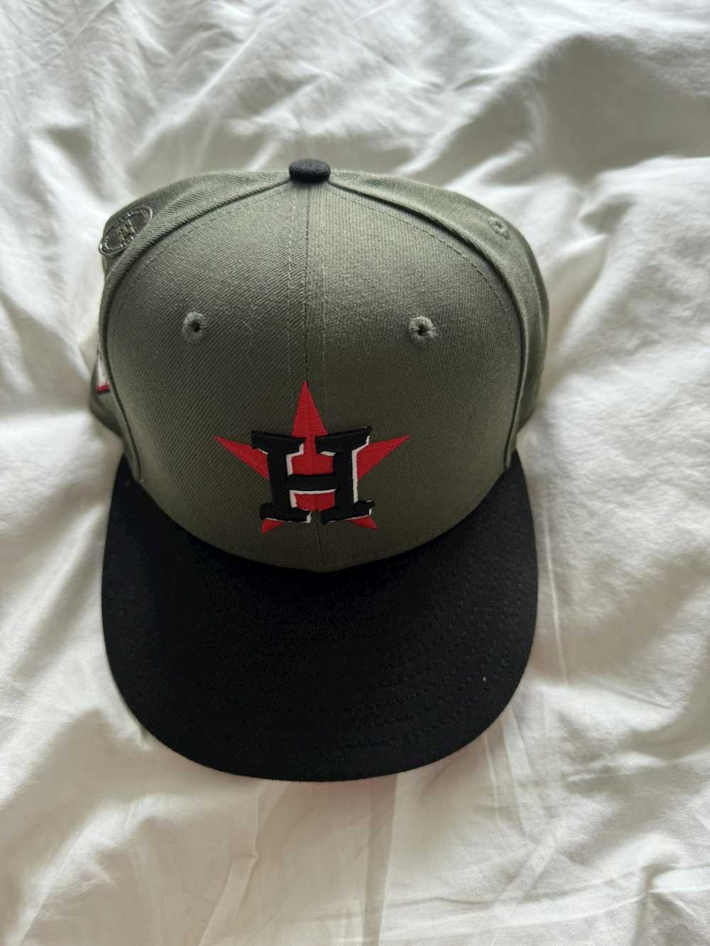 New Era Hatclub 2-Tone Astros 7 1/4 - image 1