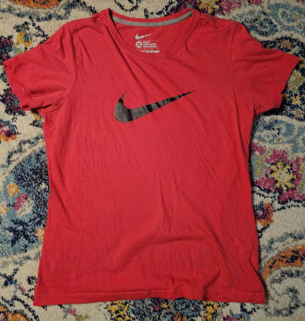 Nike Nike Womens Sportswear Red T Shirt Size XLar… - image 1