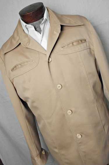 Vintage 1970s Mens Beige Leisure Jacket Lined Poly