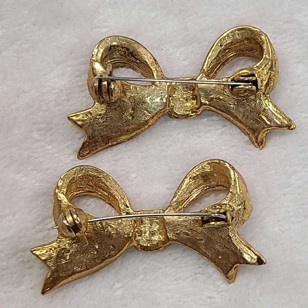 Vintage Pair Of Vintage Dimensional Enameled Bow … - image 2