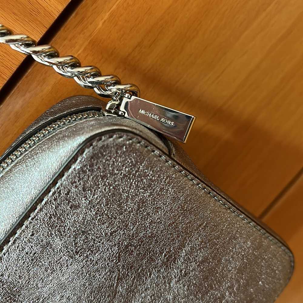 Michael kors glittery silver crossbody handbag pu… - image 7