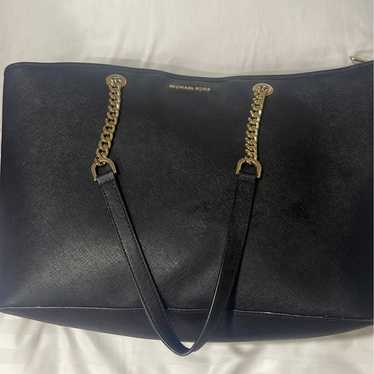 black Michael Kors purse - image 1