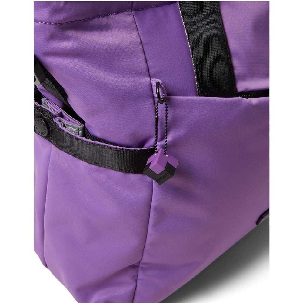 Woman's Handbags Hedgren Galactic Purple Shoulder… - image 4