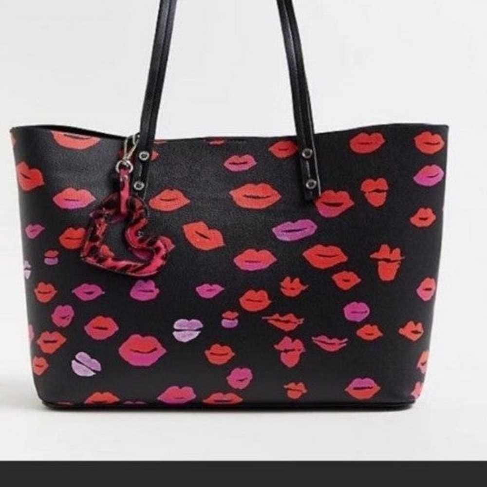 Betsey Johnson Black lips tote bag - image 1