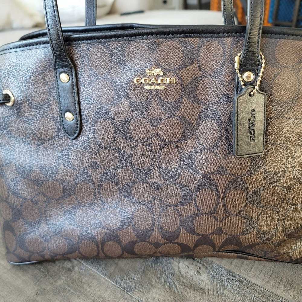 Coach purse SERIOUS INQUIRIES ONLY make fair offe… - image 2