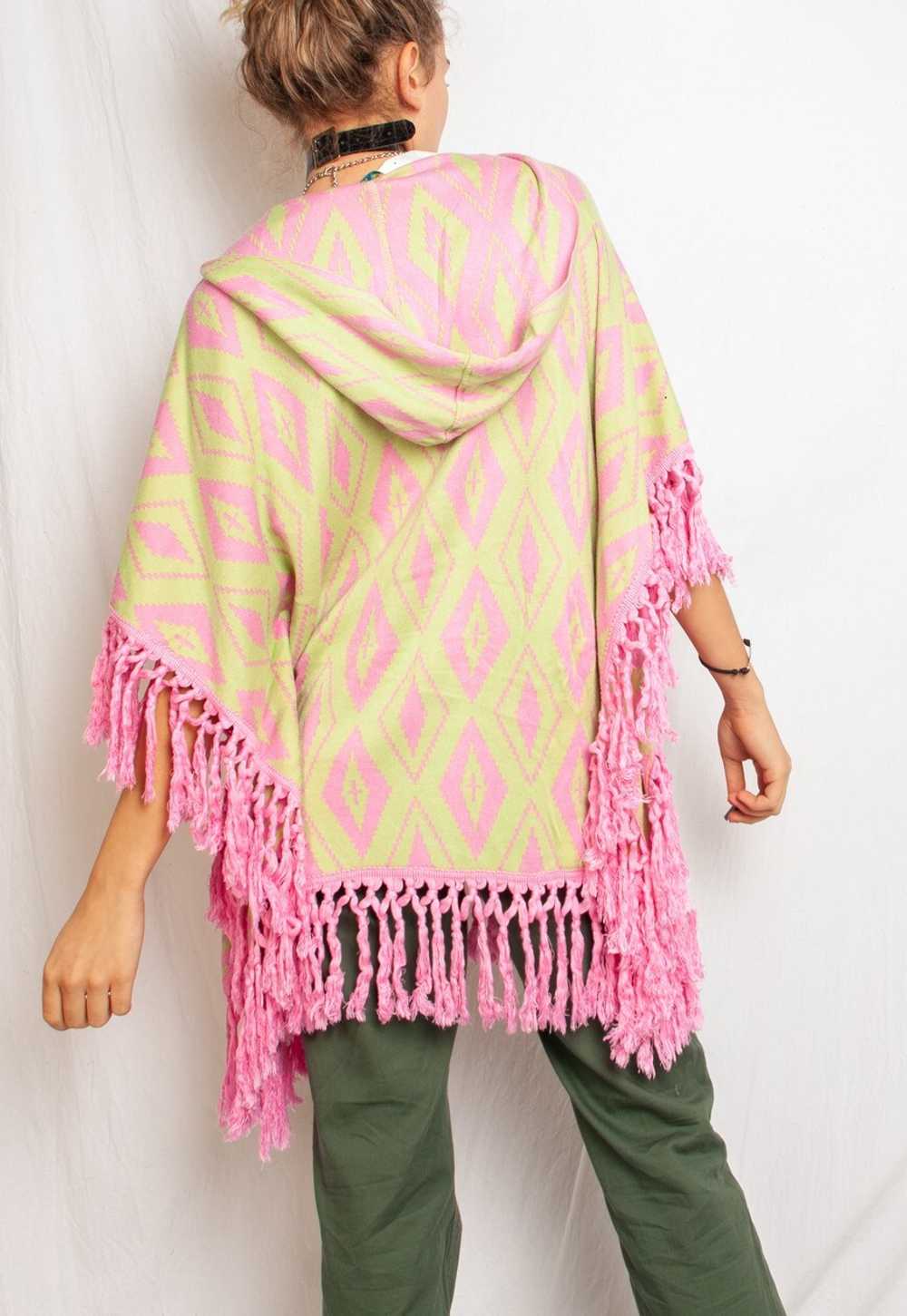 Vintage Poncho Y2K Psychedelic Fringe Knitted Cap… - image 1