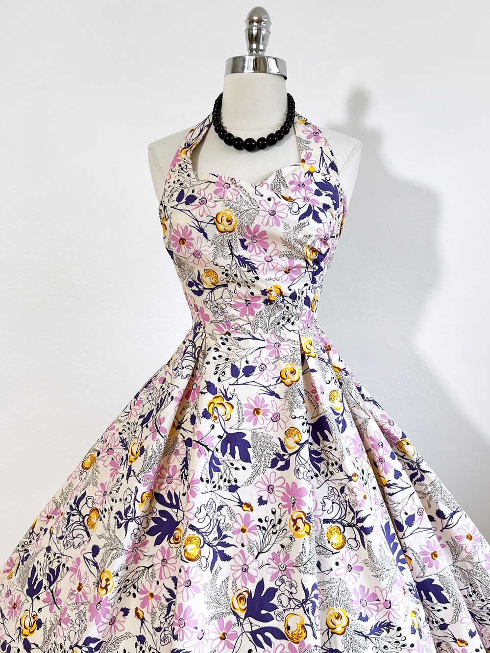 Vintage 1950s Dress - Gorgeous Yellow + Violet Ap… - image 4
