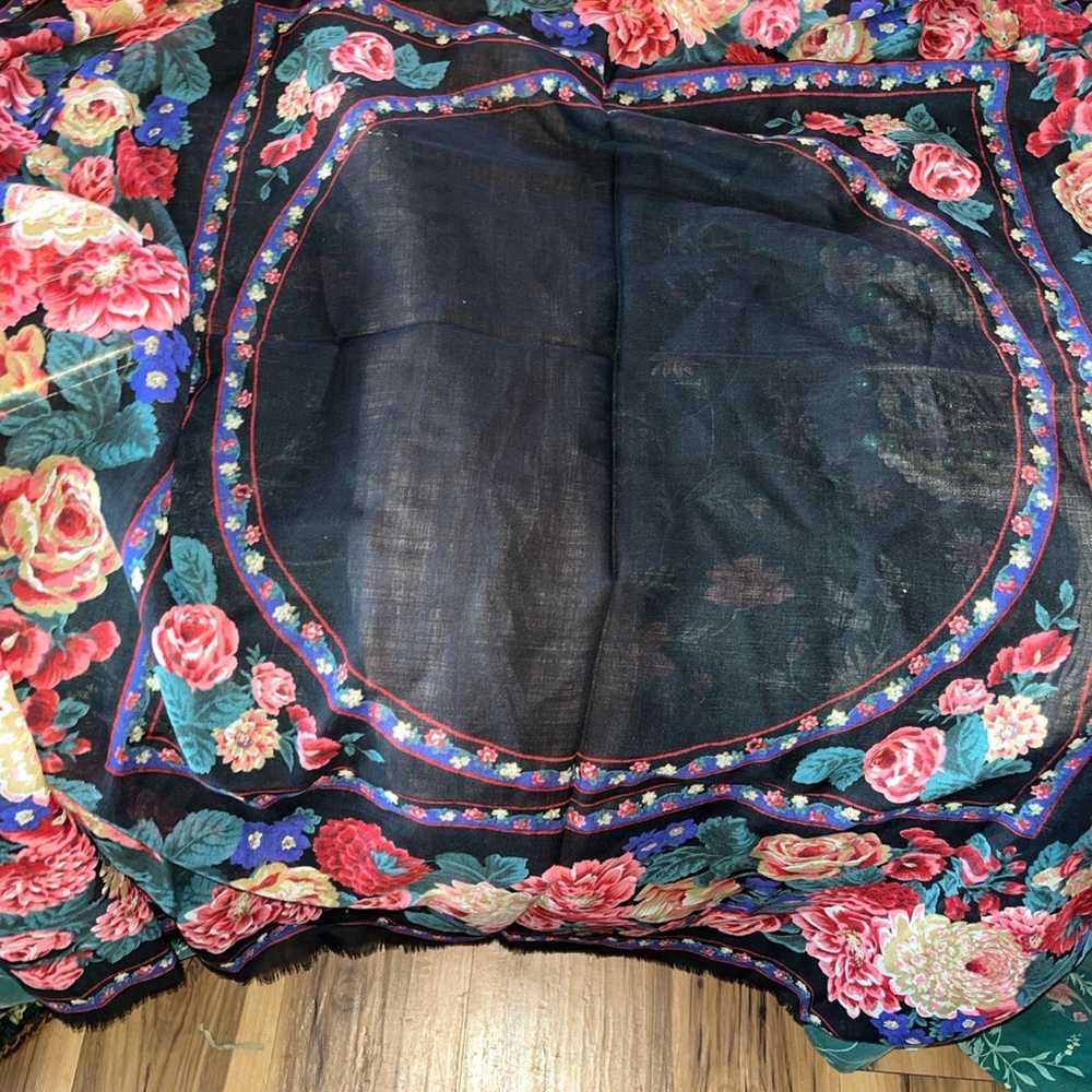 Vintage Smithsonian floral wool shawl - image 7