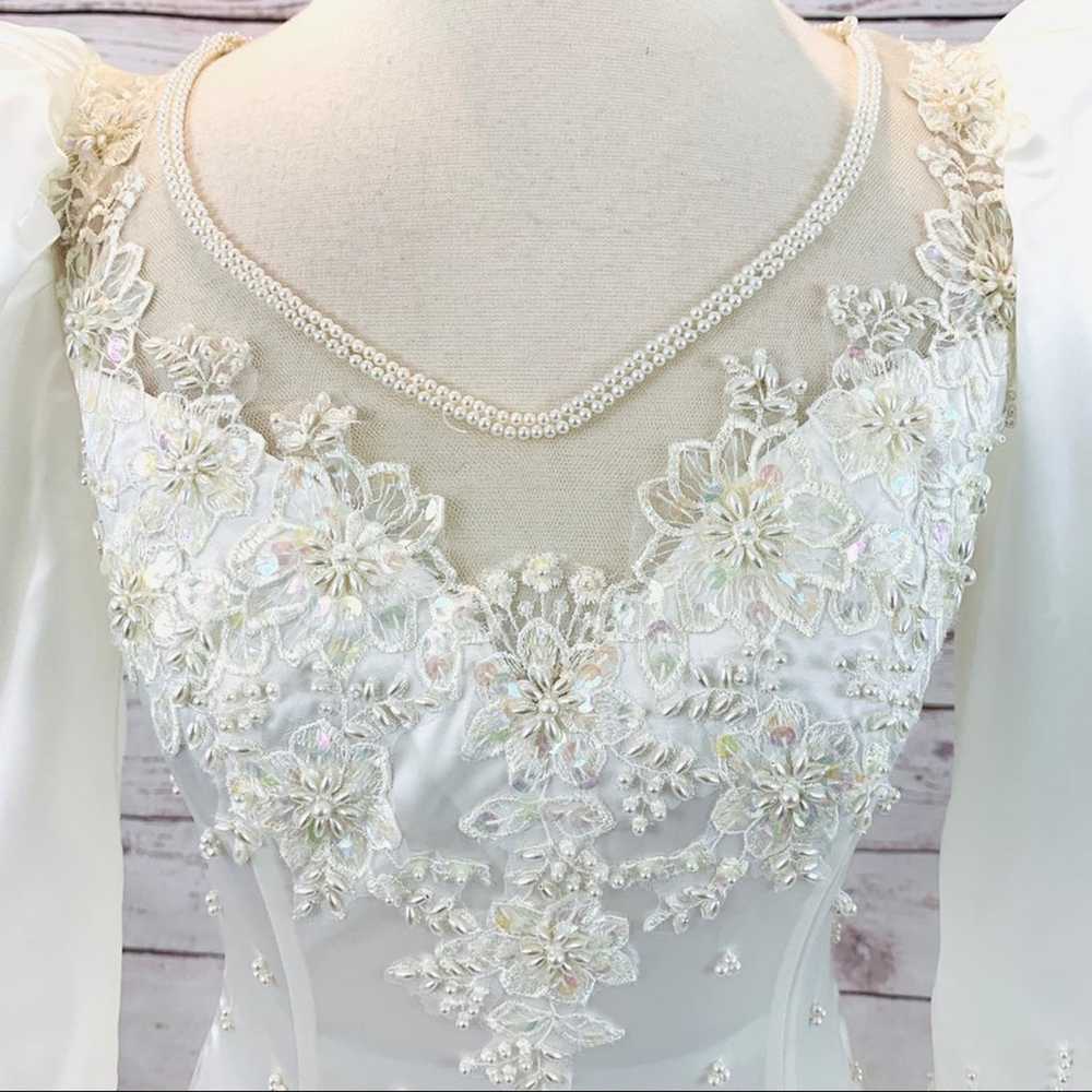 Alfred Angelo Vintage Ivory Bridal Gown w/ Veil - image 4