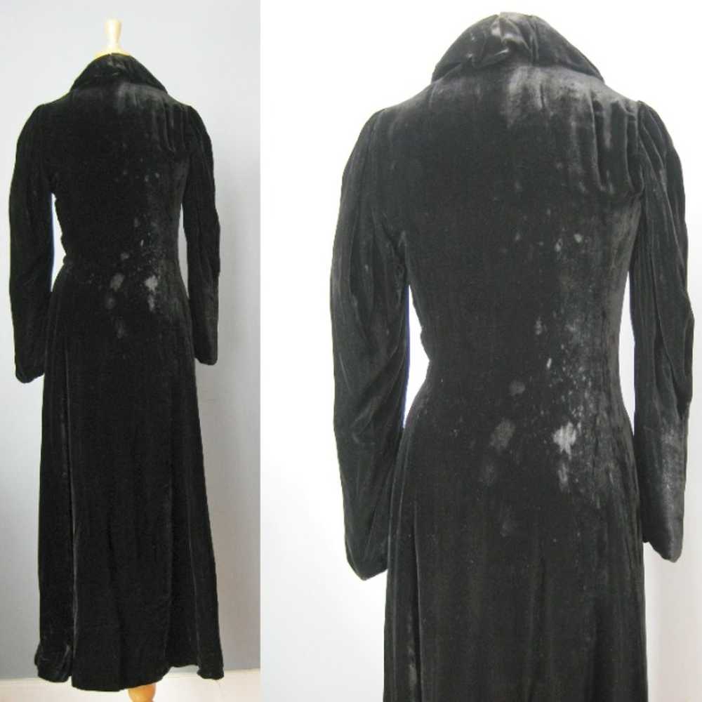 Black Velvet Wrap Dress / Vtg 20s ?/ Slim fitting… - image 3