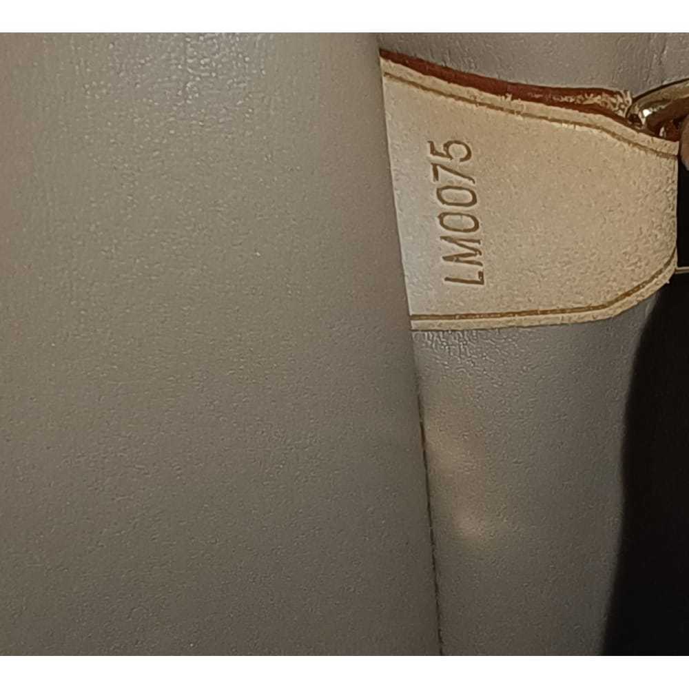 Louis Vuitton Houston patent leather handbag - image 3