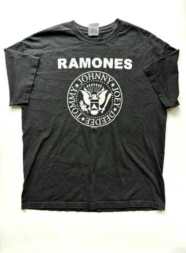 Band Tees × Vintage 1999 Ramones shirt