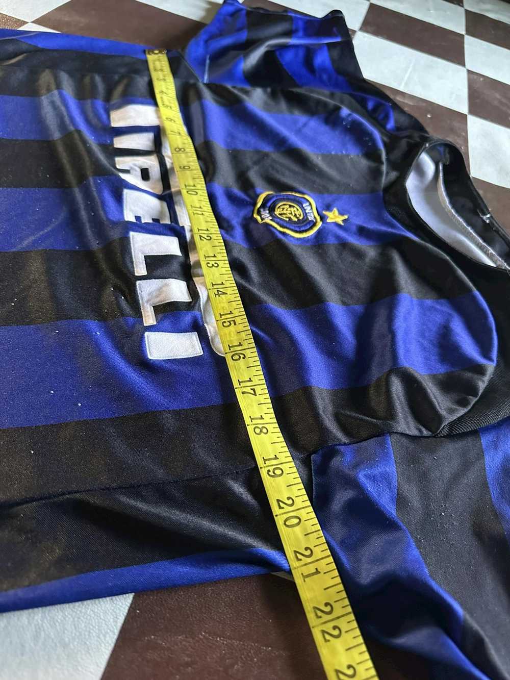 Soccer Jersey × Vintage Inter milan soccer jersey - image 6