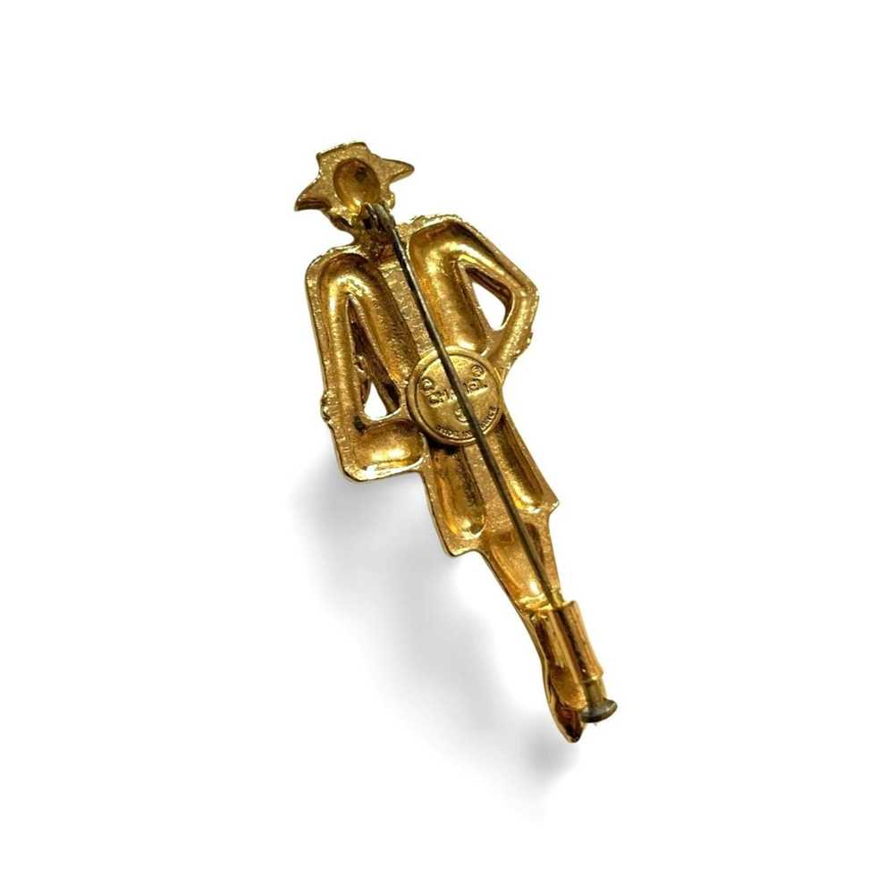 Chanel Vintage CHANEL Gold tone brooch in Chanel … - image 5