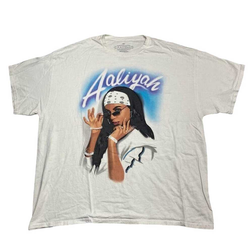 Aaliyah Singer Graphic Tee Thrifted Vintage Style… - image 1