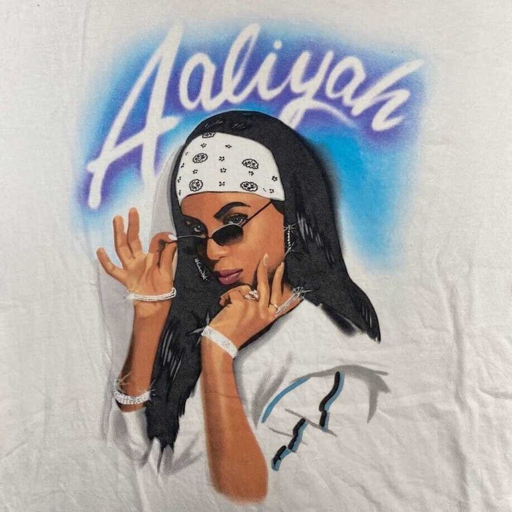 Aaliyah Singer Graphic Tee Thrifted Vintage Style… - image 4