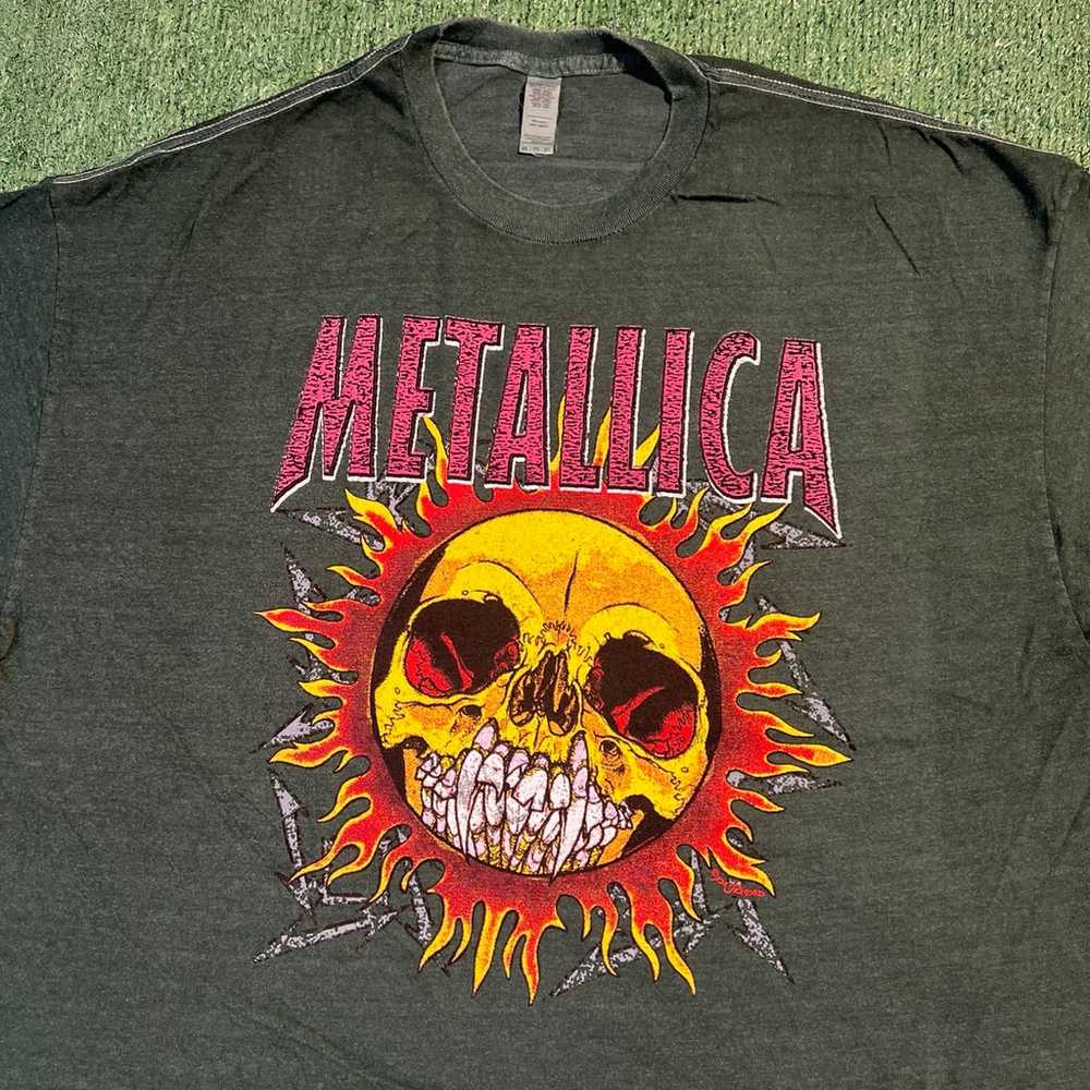 Metallica Sun Skull Rock Band T-shirt Sz 2XL - image 2