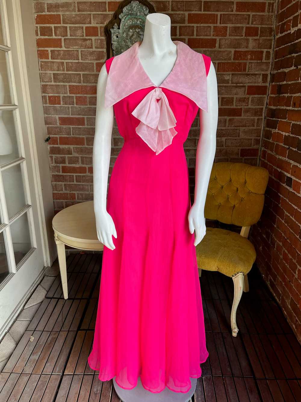 1960s Miss Elliette Shocking Pink Chiffon Dress - image 2