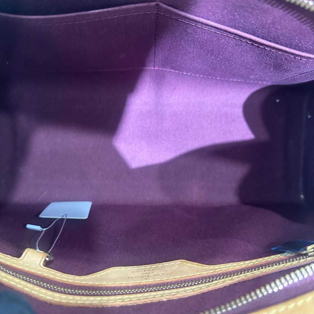 Louis Vuitton Bréa patent leather handbag - image 6