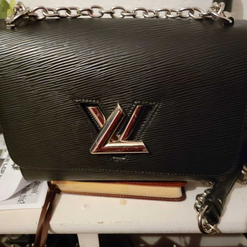 Black and Silver Crossbody - image 1