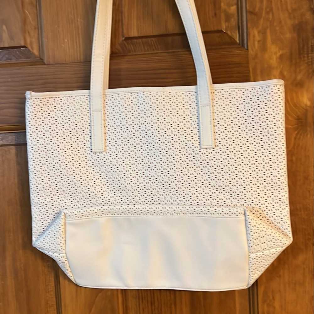 New Ultra Chi Womens  Tote - image 1