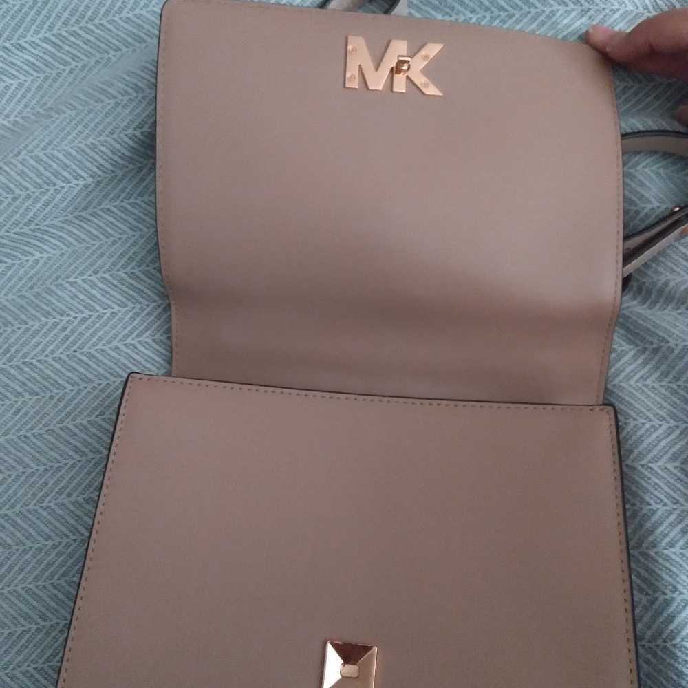 Michael Kors 2-tone pink shoulder bag - image 4