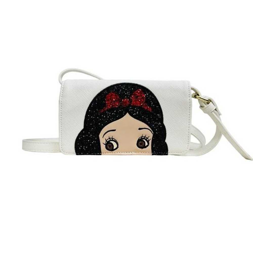 NEW NWOT Disney Snow White Phone Crossbody Bag - … - image 1