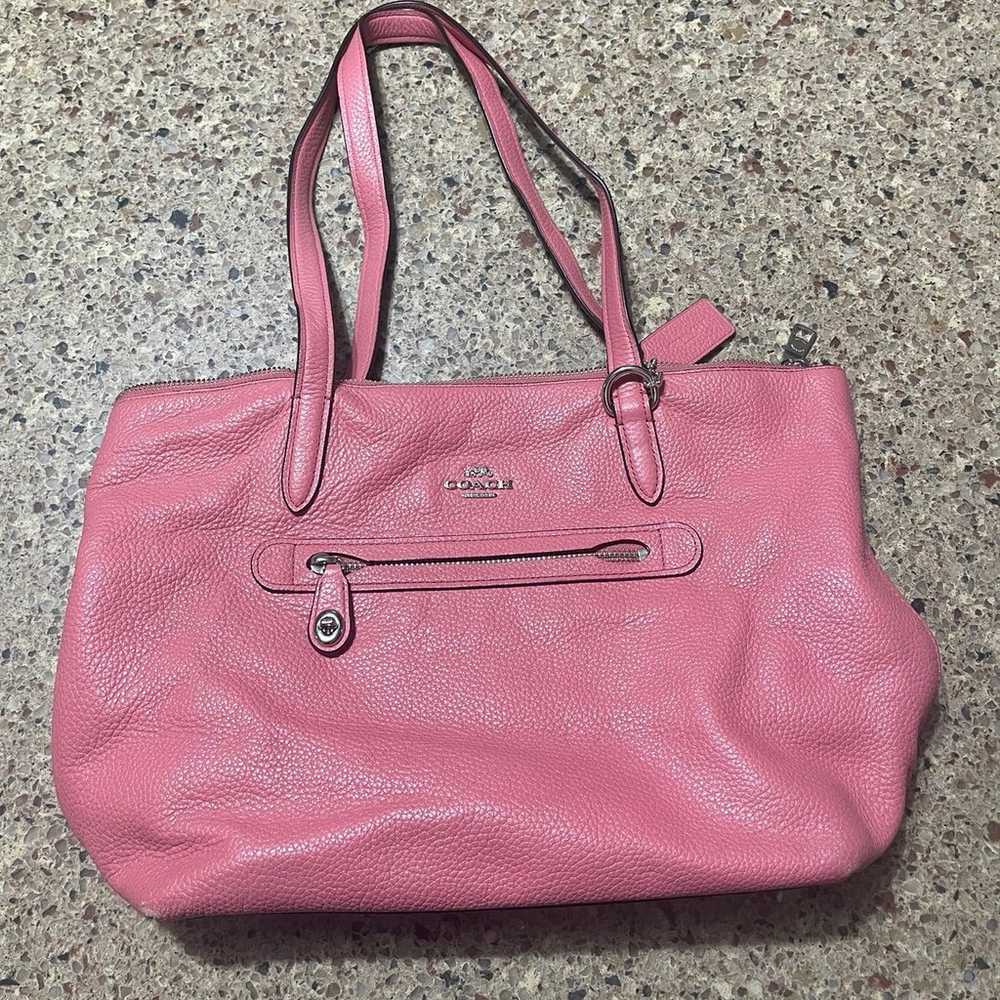 Pink Coach Leather Purse With Zipper Closure - image 1
