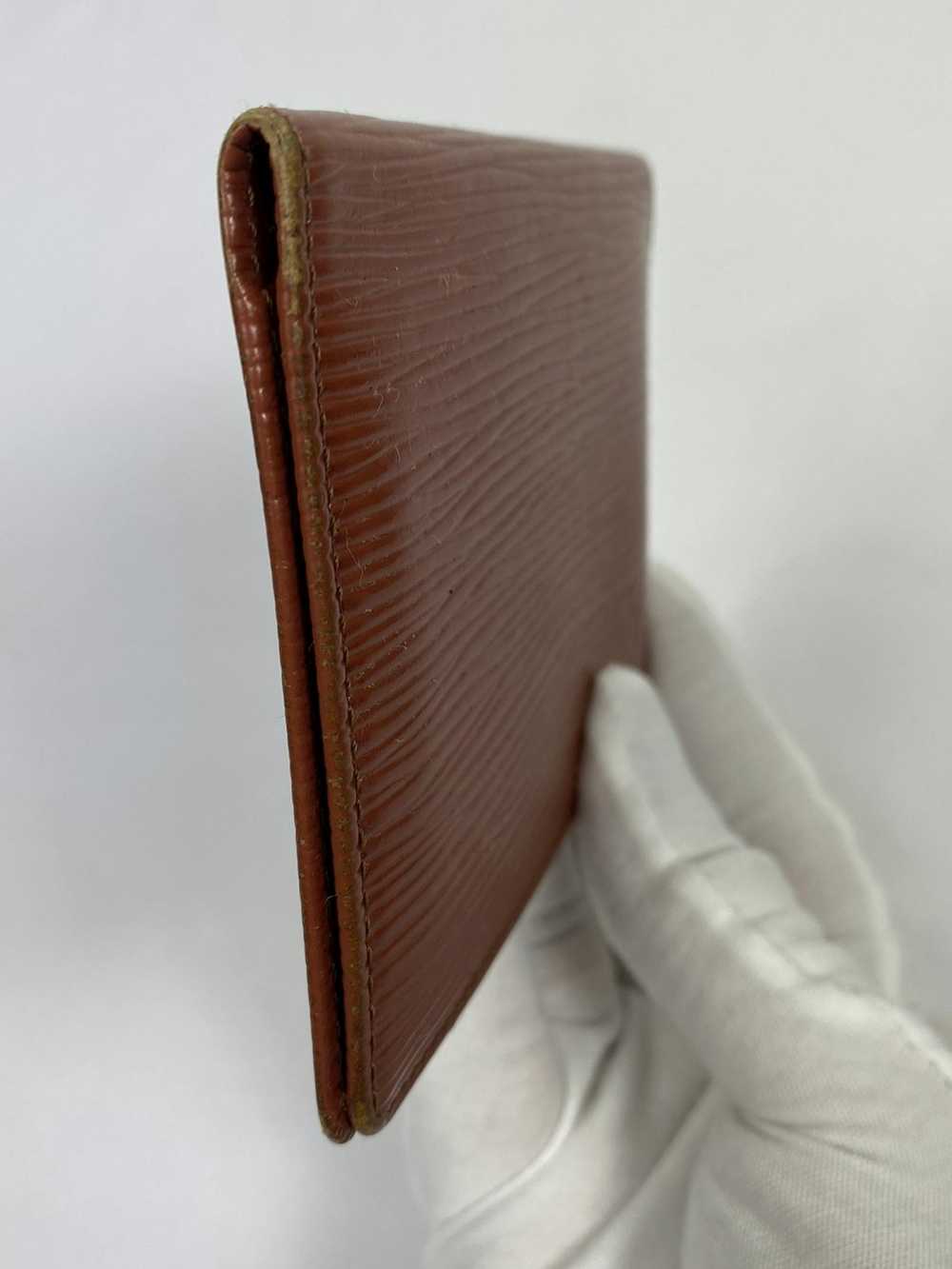 Louis Vuitton EPI Leather Card Holder - image 8
