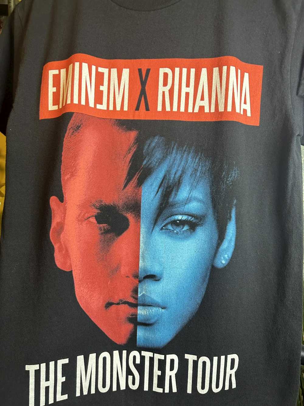 Rap Tees × Streetwear × Vintage Eminem x Rihanna … - image 4