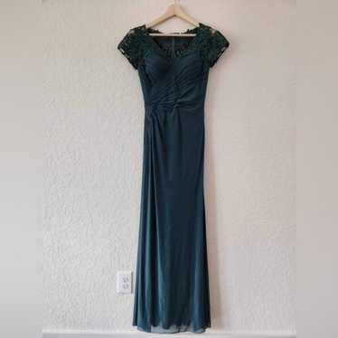 La Femme Emerald Green Embellished Laced Shoulder… - image 1