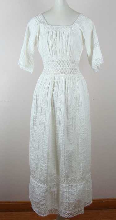 70s White Crochet Dress (M) - image 1