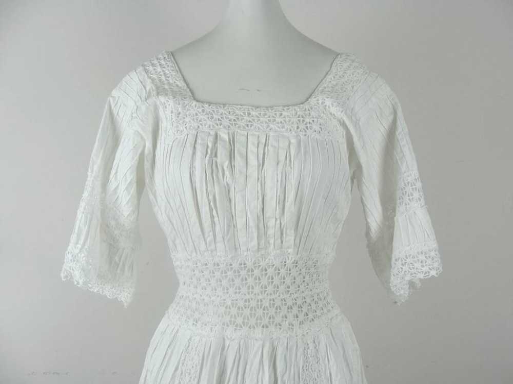 70s White Crochet Dress (M) - image 2