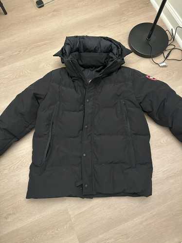 Canada Goose Wyndham Parka with Classic badge