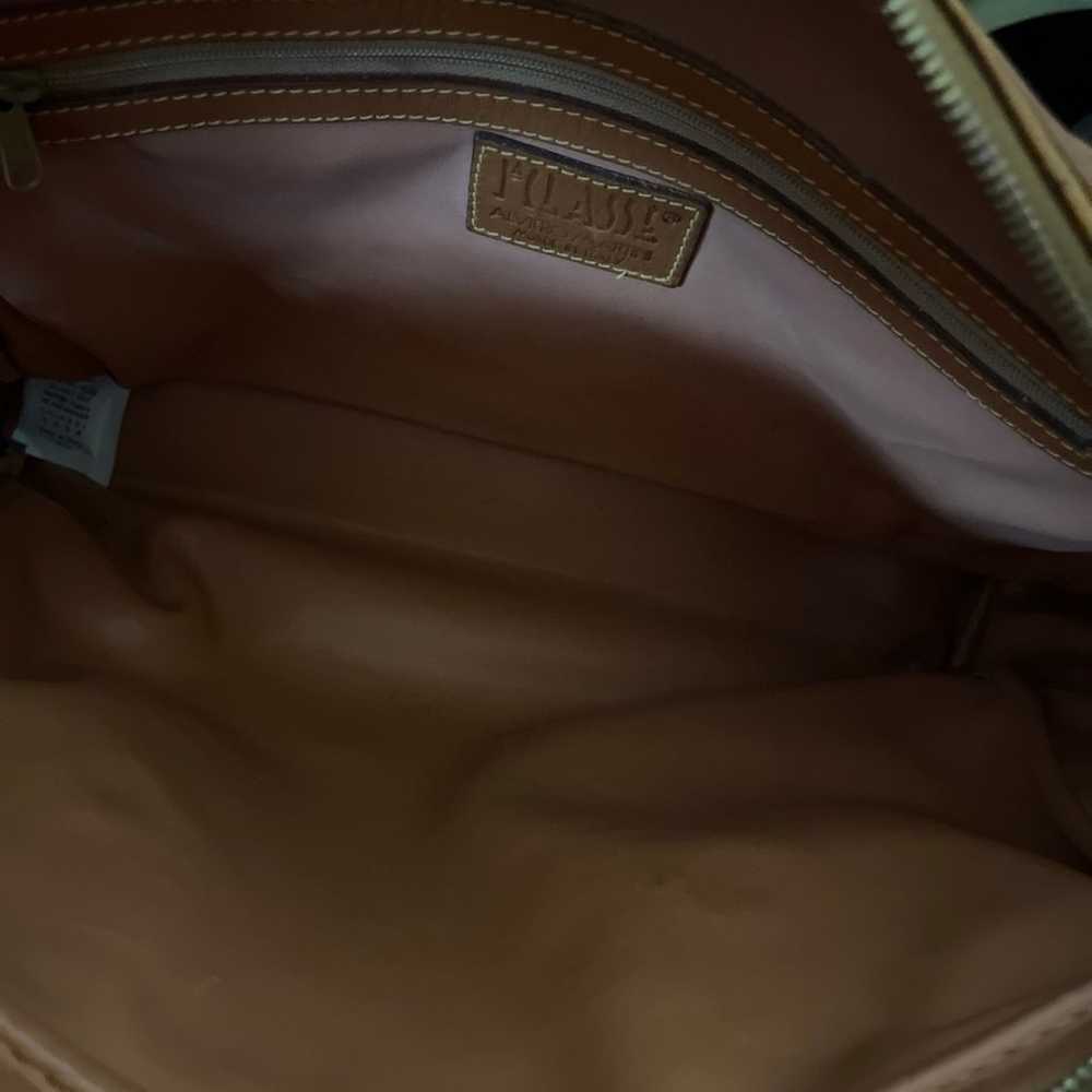 alviero martini leather handbag - image 3