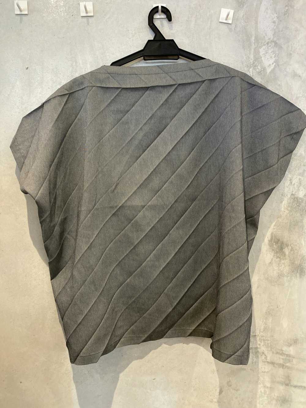 Issey Miyake Issey Miyake ME pleats top - image 2